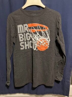 Children’s place lot of 2 boys tees xl